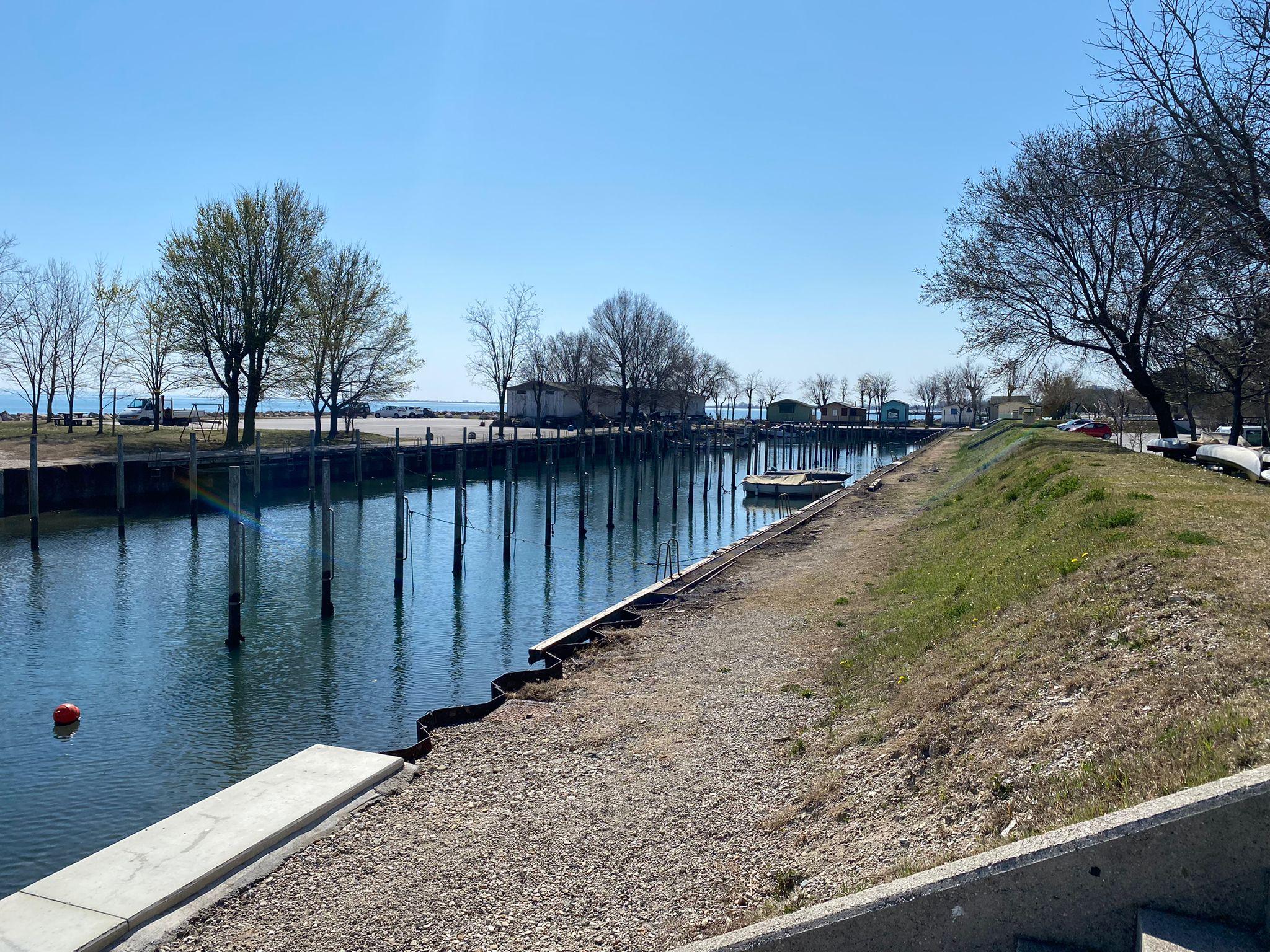 Copertina per Nuovi ormeggi a Marina Nova: spazio anche per il pescato del giorno